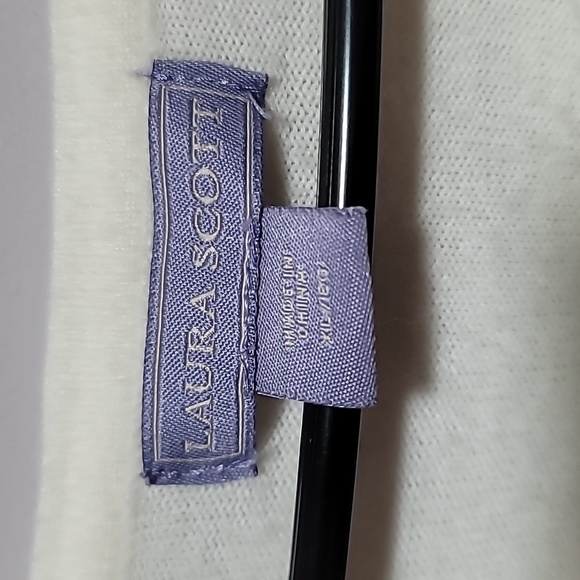 Laura Scott 100% XL RECYCLED ♻️ made with bottle material. GOLD EMBOSSING - Picture 3 of 6